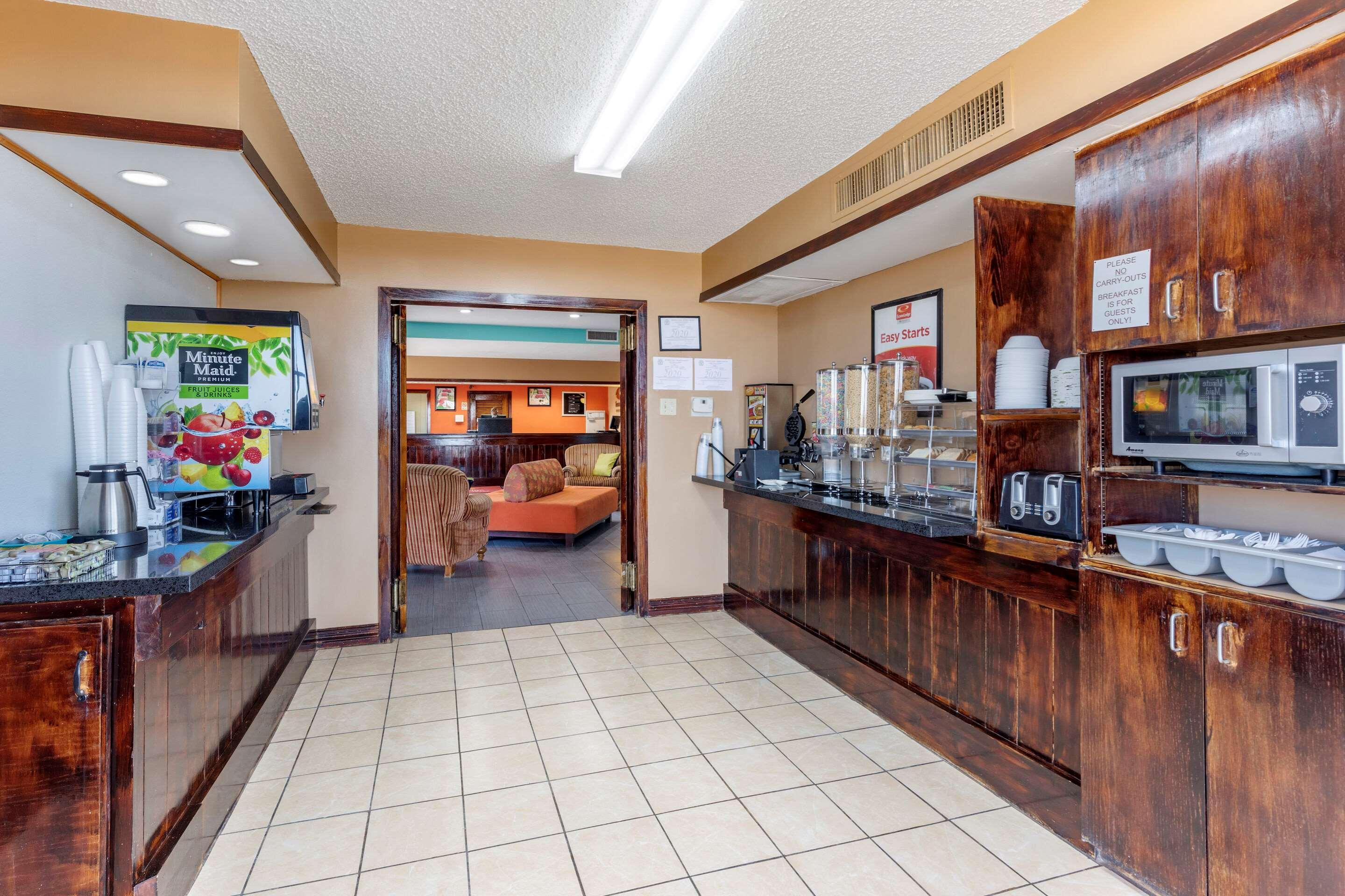 Econo Lodge Wichita Falls Downtown Exterior foto