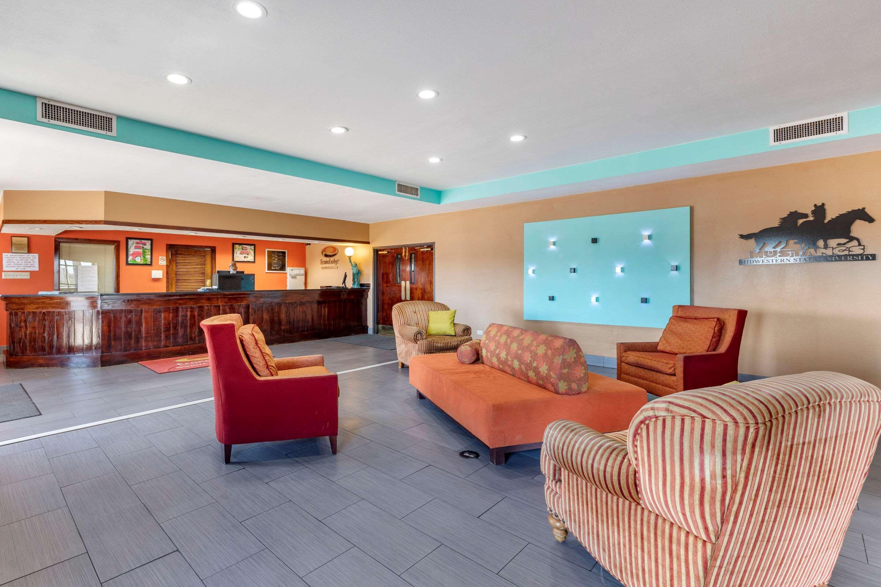 Econo Lodge Wichita Falls Downtown Exterior foto